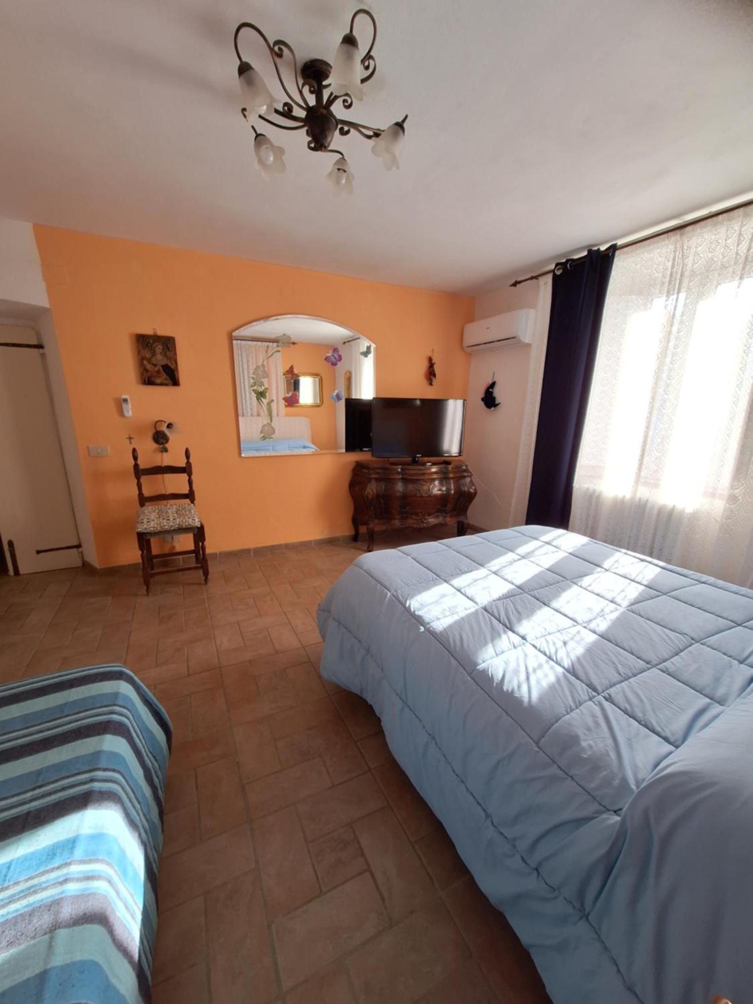 Hotel Mama' Castell'Anselmo Exterior foto